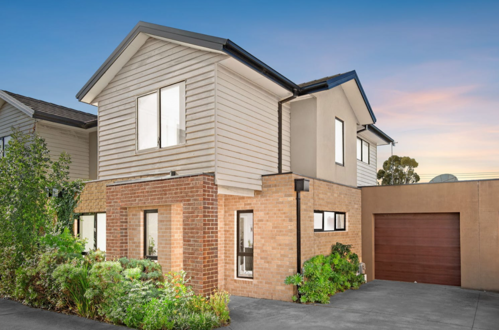 2/38 Coulstock St, Epping, VIC 3076