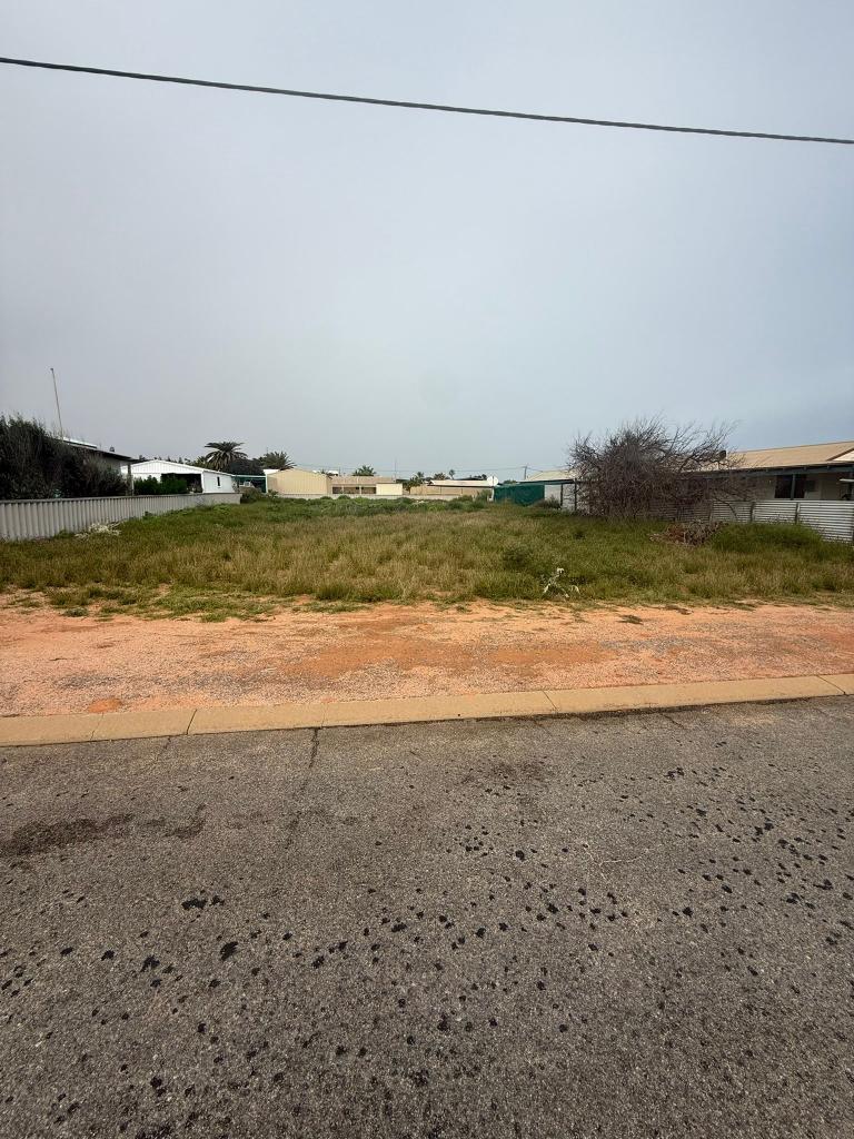 4 Mead St, Denham, WA 6537