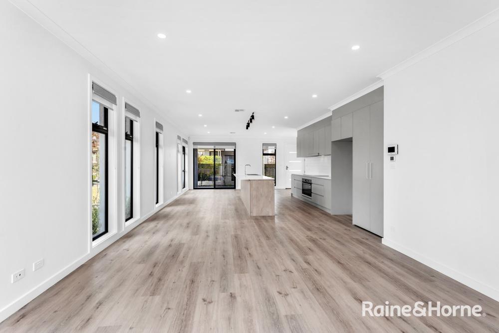 9 Bonthrone St, Strathnairn, ACT 2615