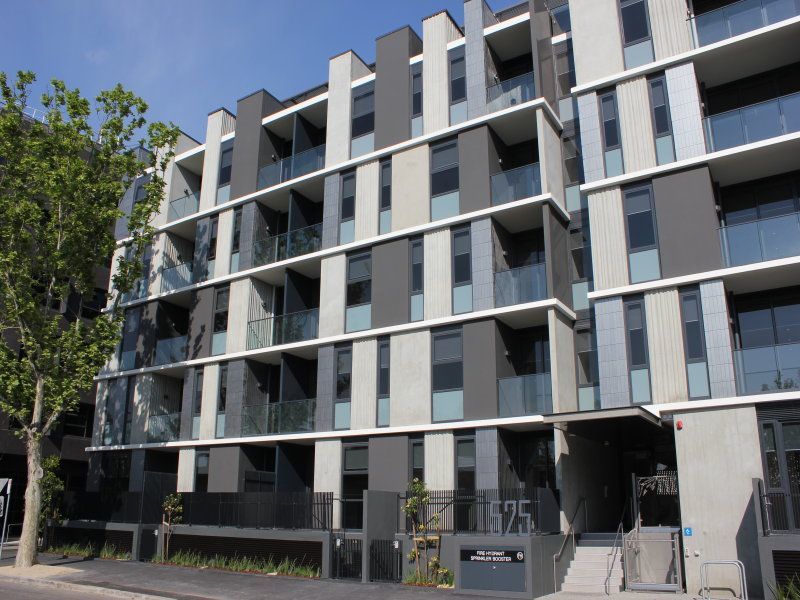 5/525 RATHDOWNE ST, CARLTON, VIC 3053