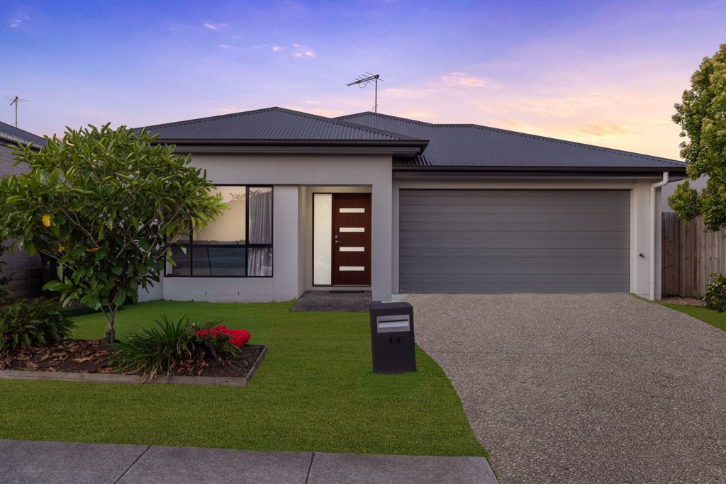 14 Mount Wheeler St, Park Ridge, QLD 4125