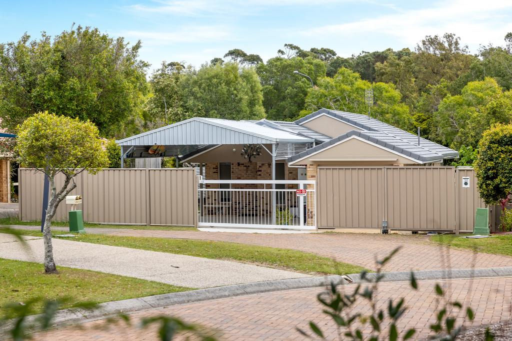 35 Darlington Cct, Currimundi, QLD 4551