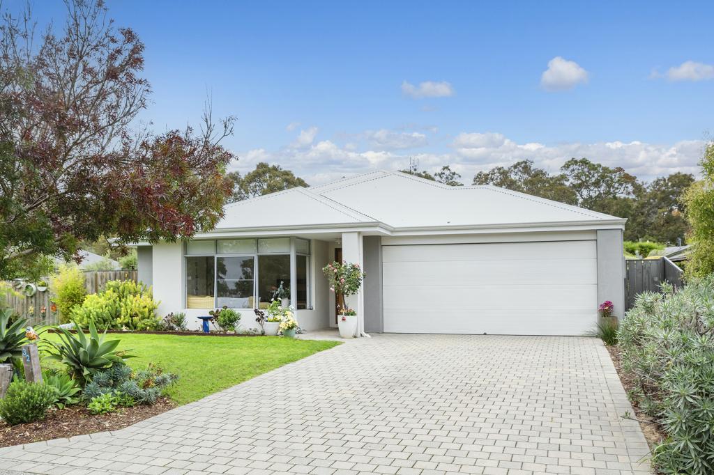 32 VILLERS ST, COWARAMUP, WA 6284