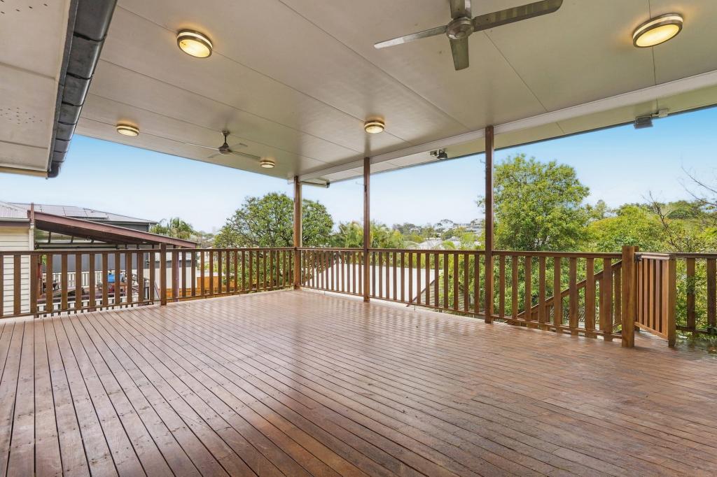 154 Macrossan Ave, Norman Park, QLD 4170