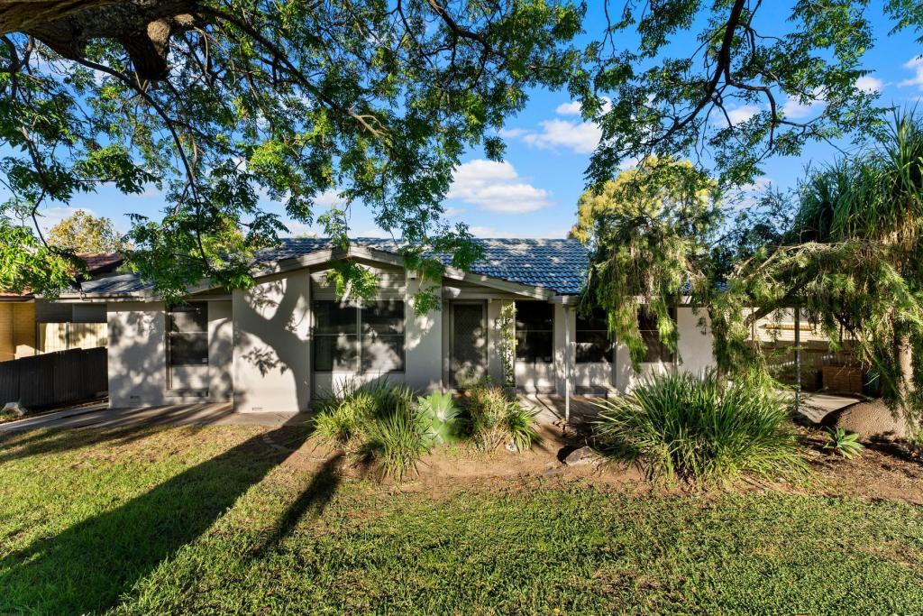 43 Flockhart Ave, Valley View, SA 5093