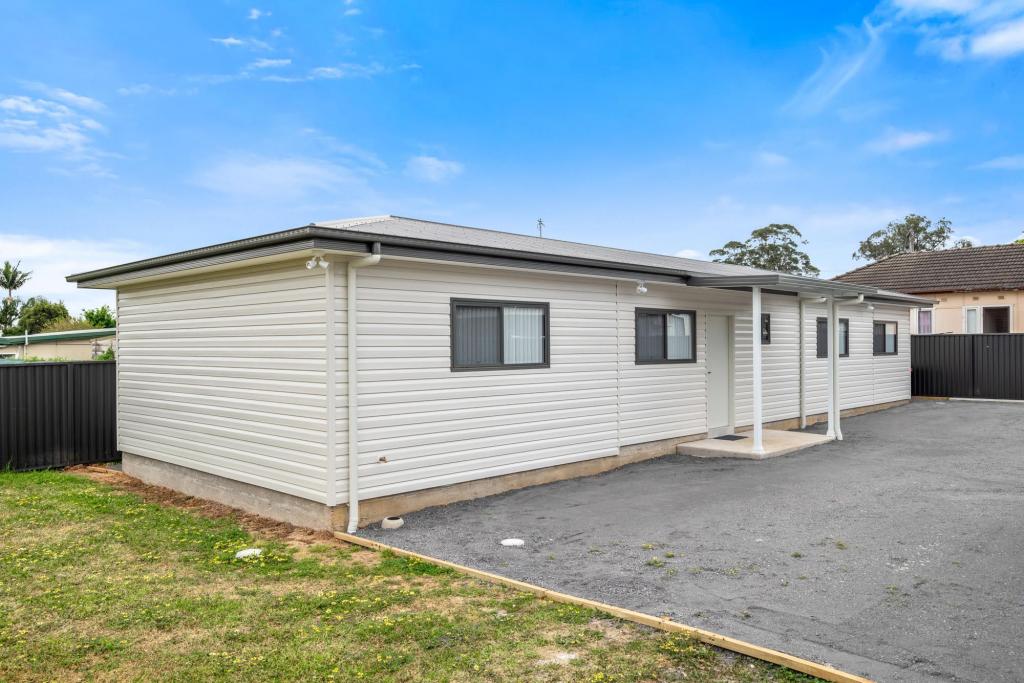 20a Parkland Ave, Macquarie Fields, NSW 2564