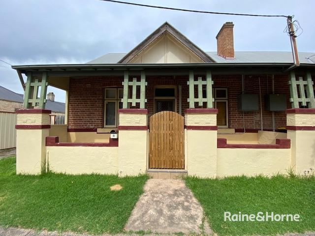 8 Lithgow St, Goulburn, NSW 2580