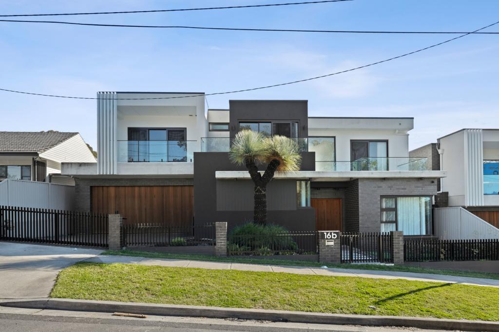 16b Queensbury Rd, Padstow Heights, NSW 2211