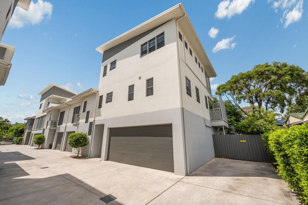 10/415-417 Scarborough Rd, Scarborough, QLD 4020