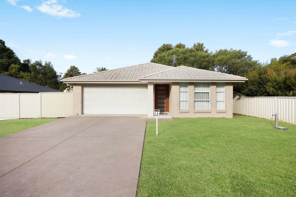1a Emerald Ct, Colo Vale, NSW 2575