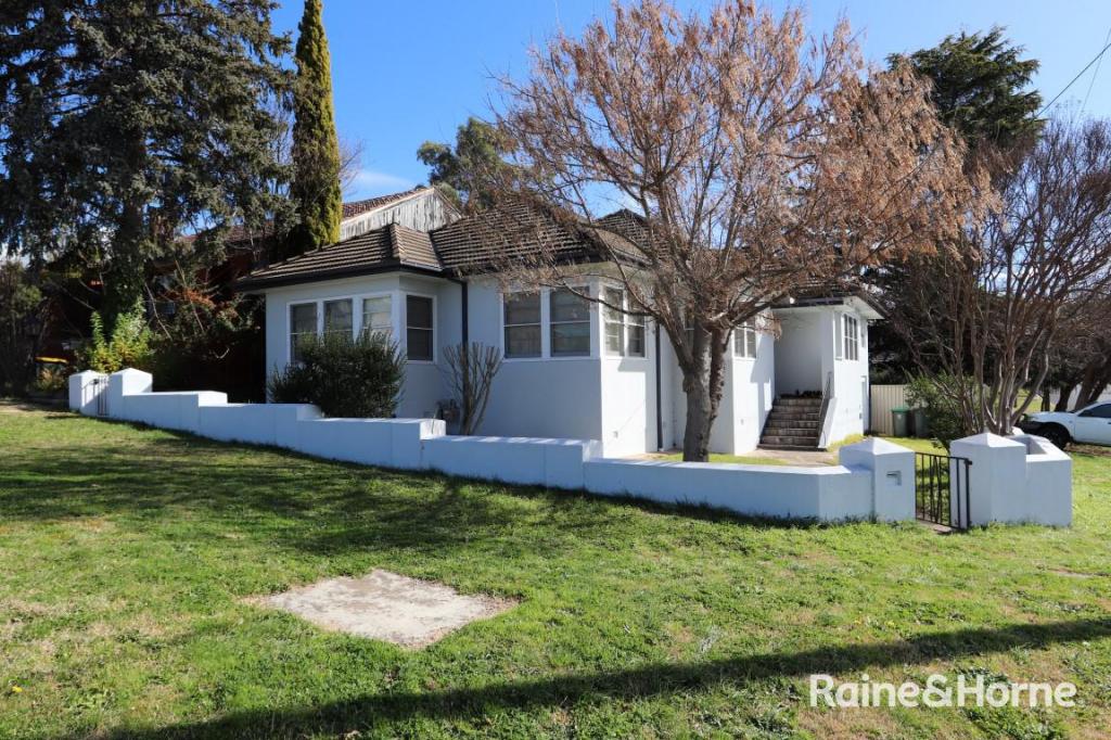 269 Bentinck St, Bathurst, NSW 2795
