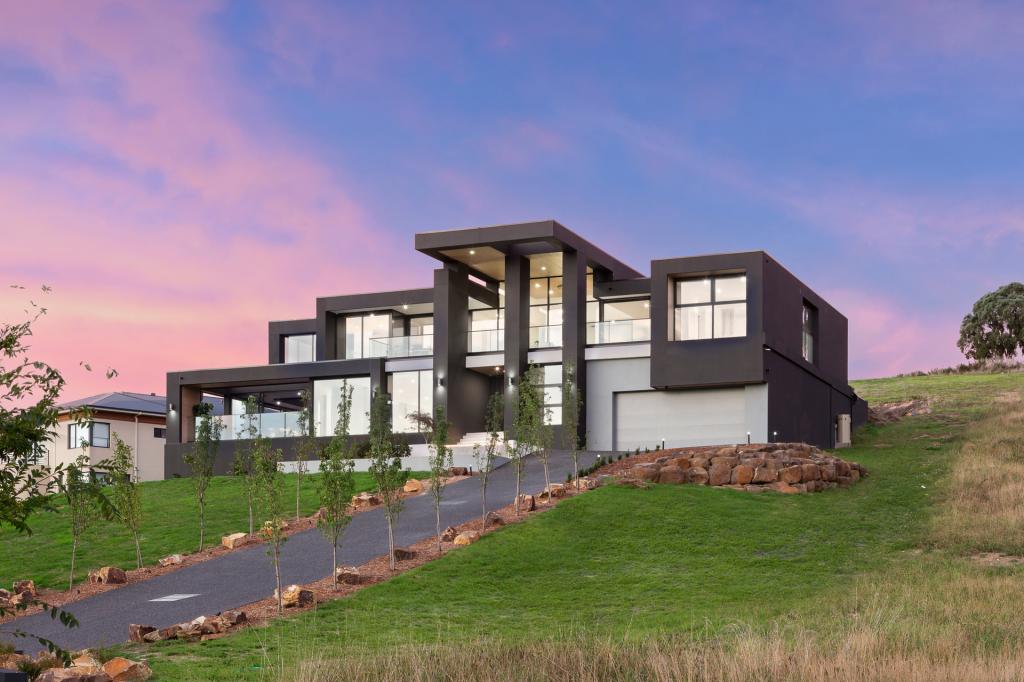 8 Sheldon Ct, Lysterfield, VIC 3156