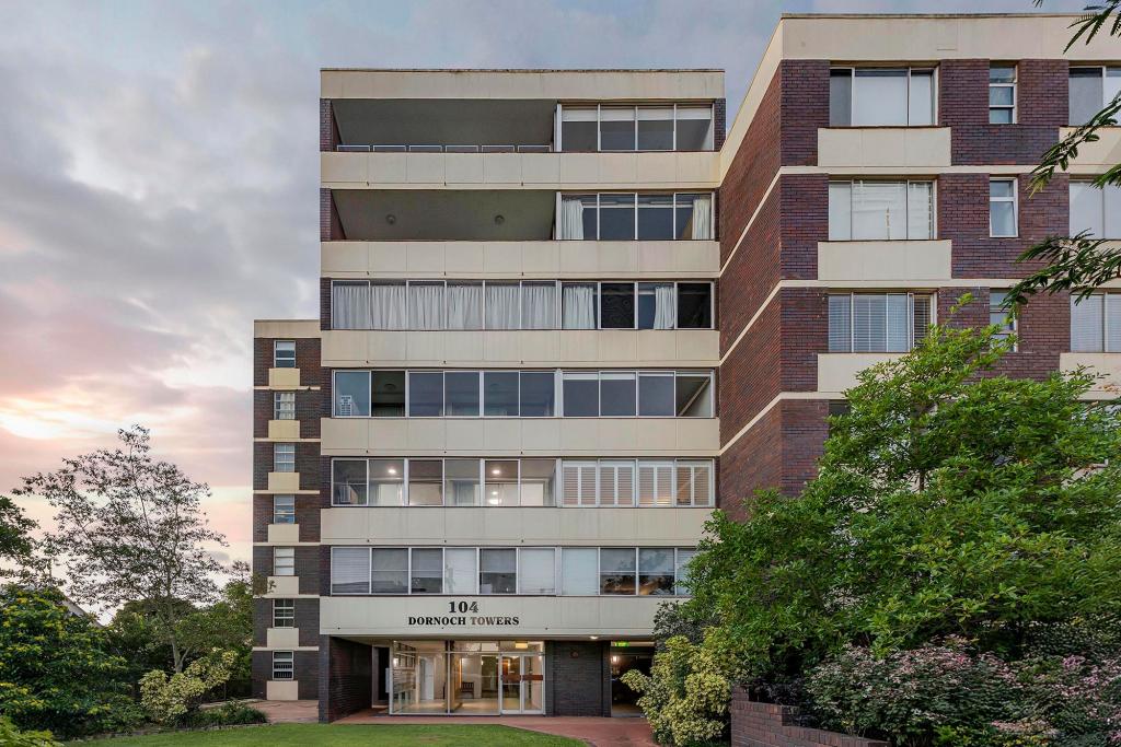17/104 Dornoch Tce, Highgate Hill, QLD 4101