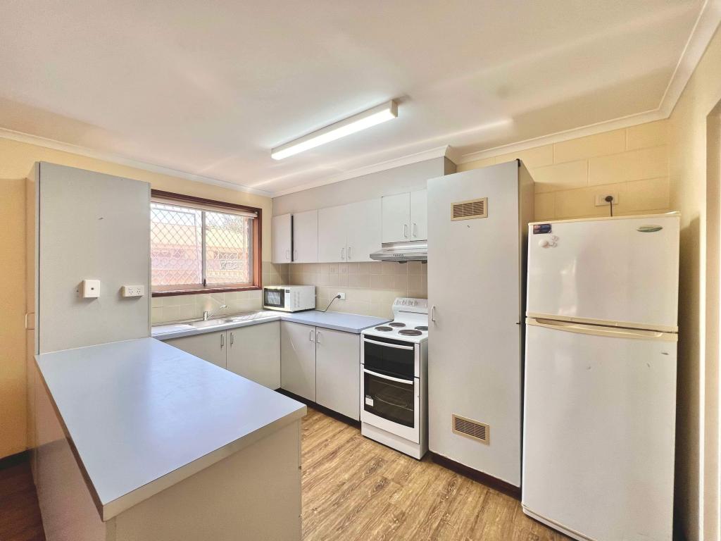 8b Starboard Ent, South Hedland, WA 6722