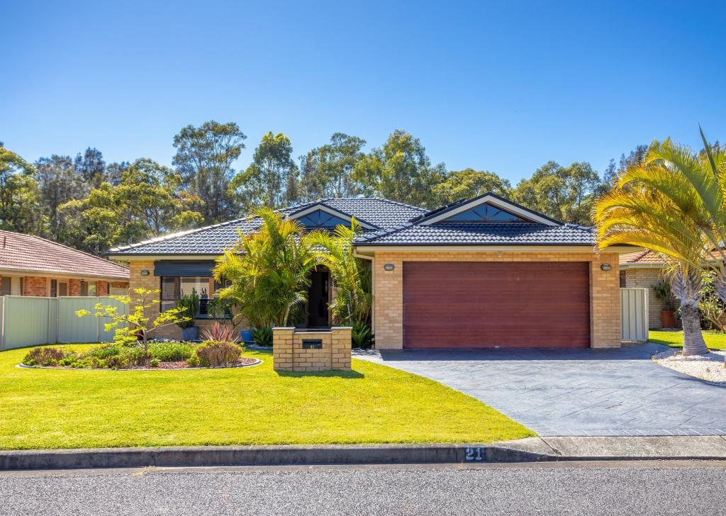 21 Ivy Cres, Old Bar, NSW 2430