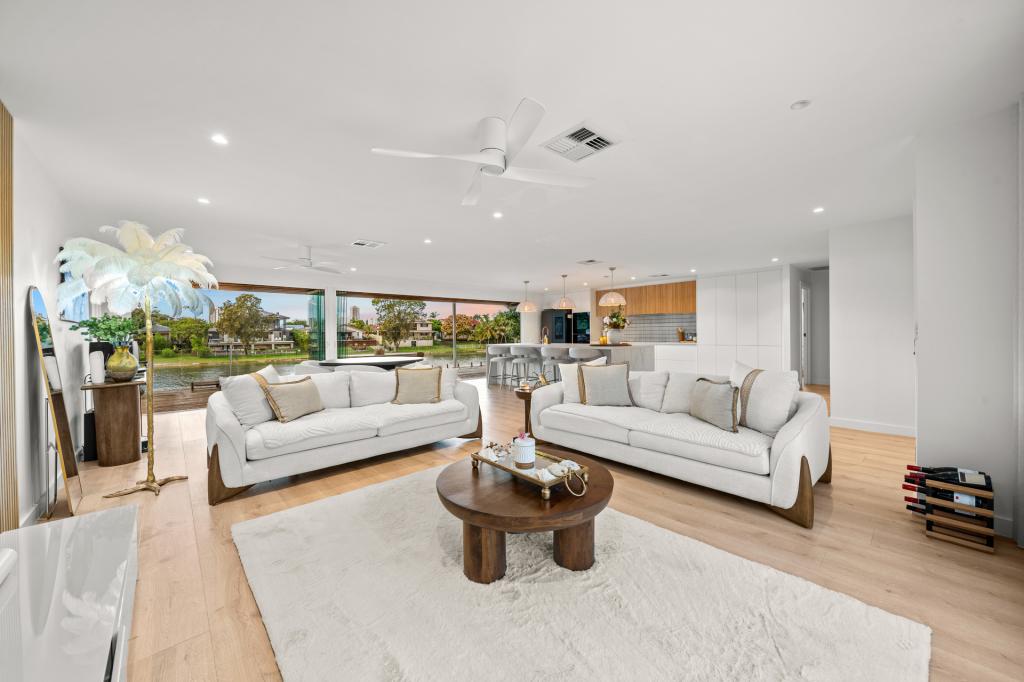 38 Dunlin Dr, Burleigh Waters, QLD 4220