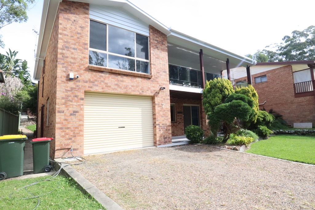 7 Fairview Cres, Sussex Inlet, NSW 2540