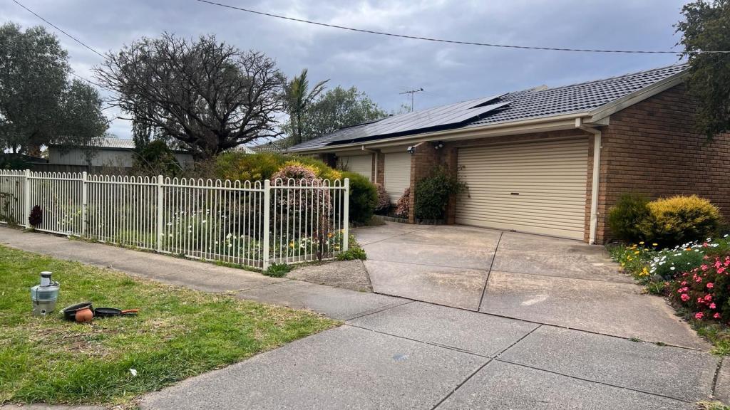 1 Monteath Cres, Hoppers Crossing, VIC 3029