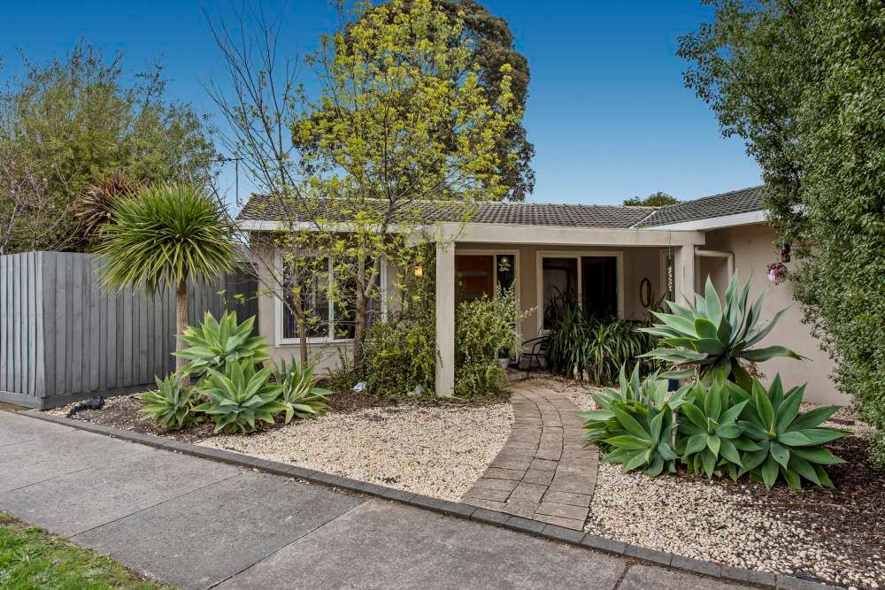 48 Johnson Dr, Ferntree Gully, VIC 3156