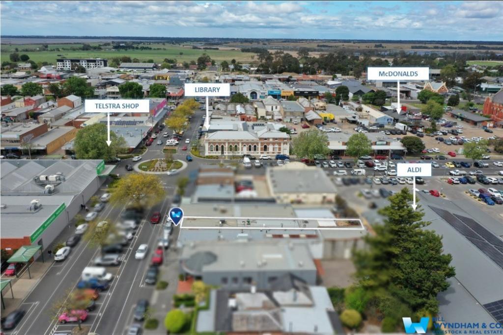 12B SERVICE ST, BAIRNSDALE, VIC 3875