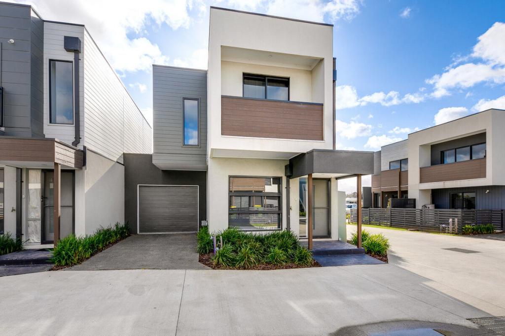 1/12 Sturt Ct, Officer, VIC 3809