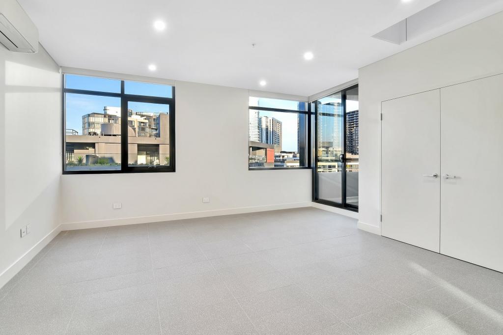 915/6 Lapwing St, Wentworth Point, NSW 2127