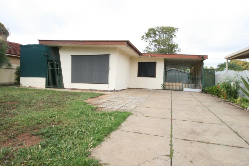 27 Hewitt Rd, Elizabeth South, SA 5112