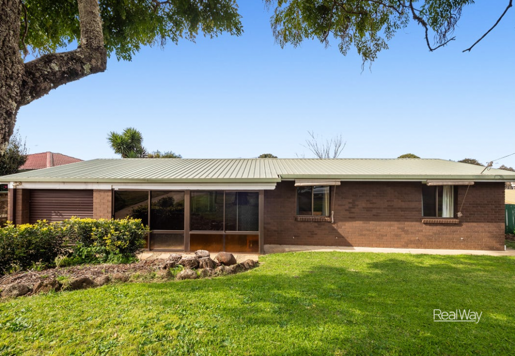 40 Marsala Ct, Wilsonton Heights, QLD 4350