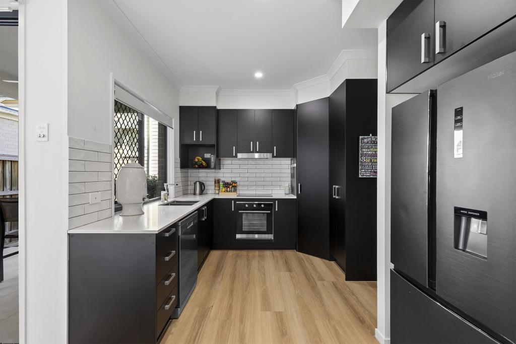 4 Ruby Rd, Mitchelton, QLD 4053