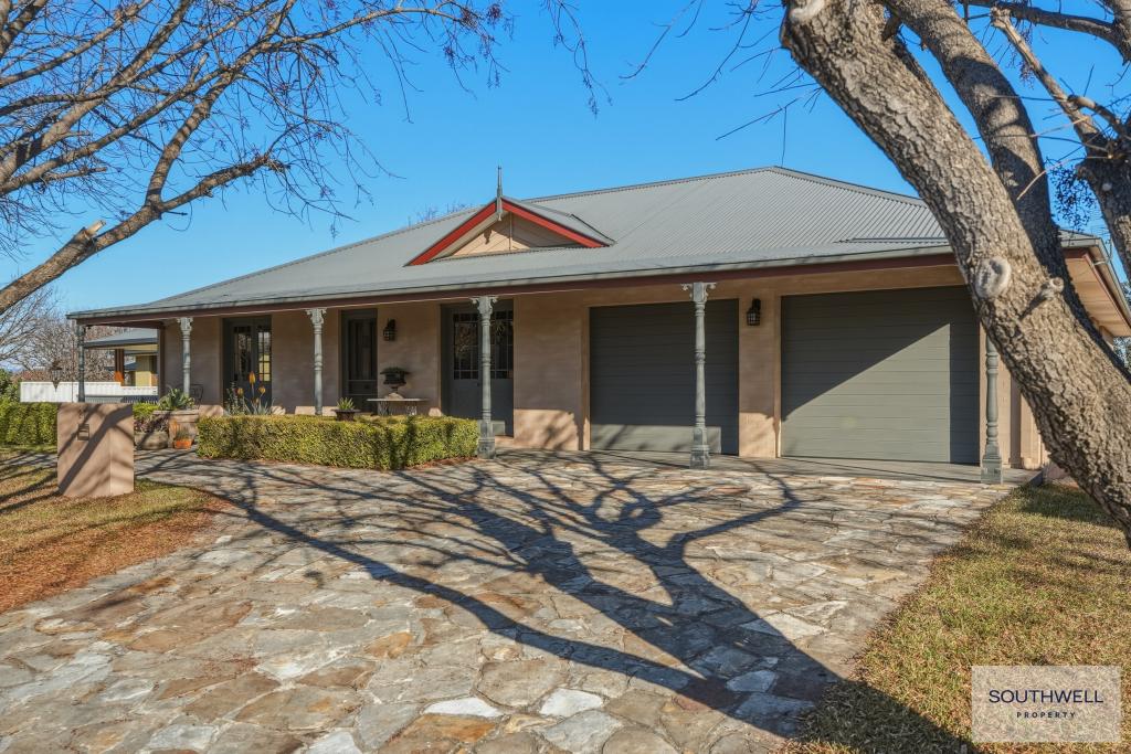 27 Overlanders Way, Hillvue, NSW 2340