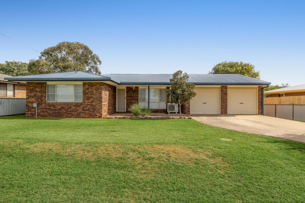 59 Hamlyn Rd, Oakey, QLD 4401