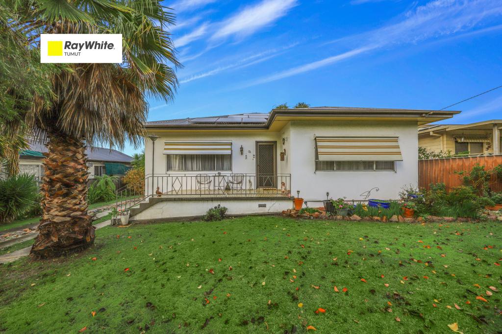 22 HERBERT ST, TUMUT, NSW 2720