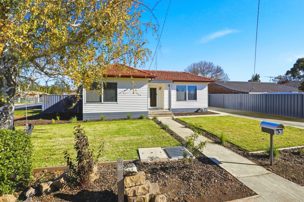 3 Roger St, Romsey, VIC 3434