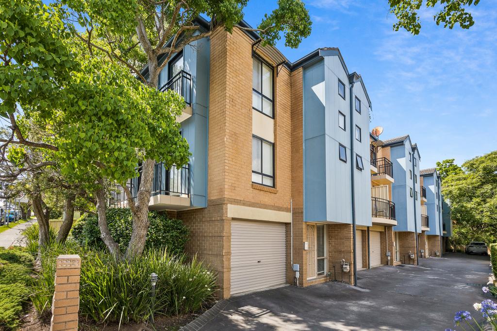 4/47 GIPPS ST, WOLLONGONG, NSW 2500
