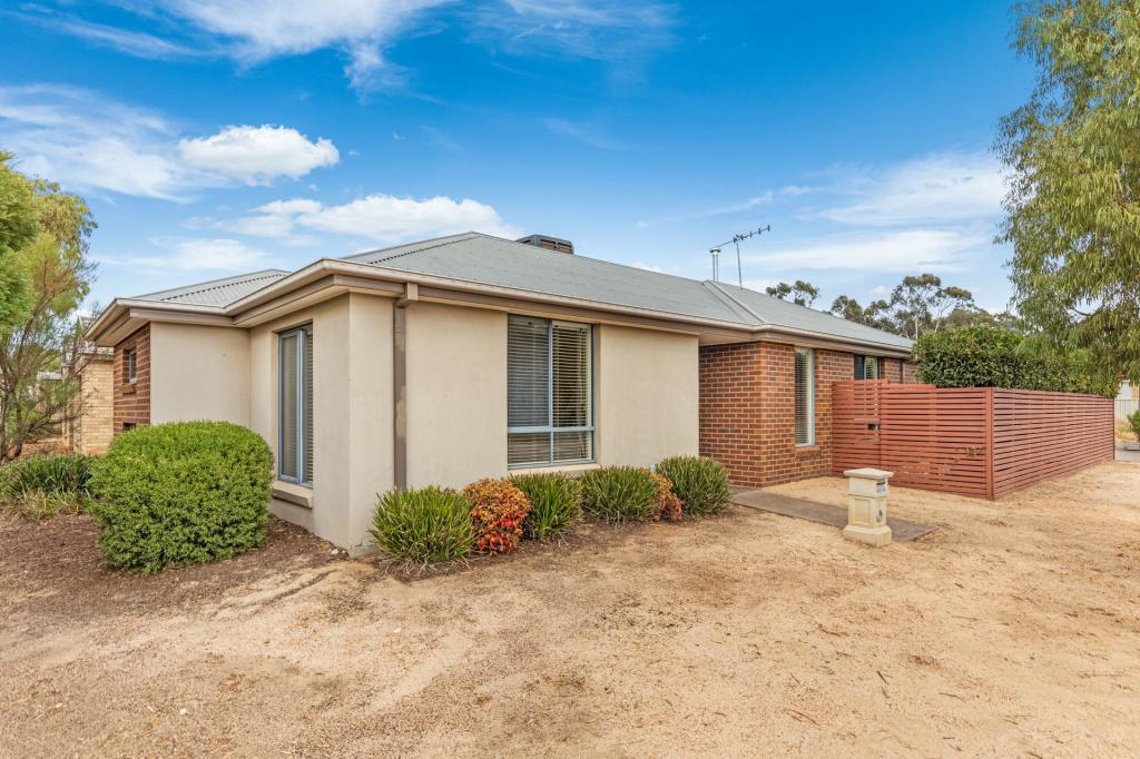 7/4-6 Greenview Cct, Epsom, VIC 3551