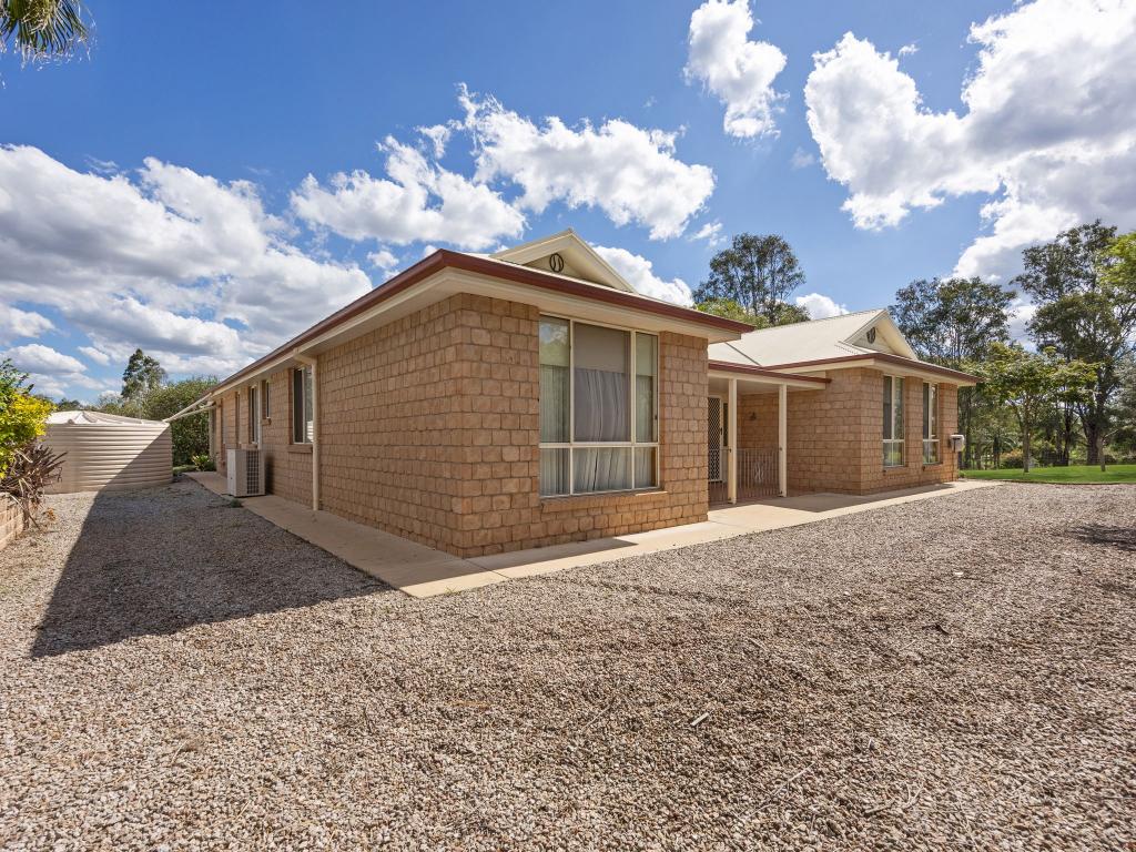 24 Lorikeet Rd, Regency Downs, QLD 4341