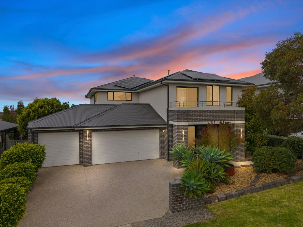 23 SKYLINE DR, OFFICER, VIC 3809