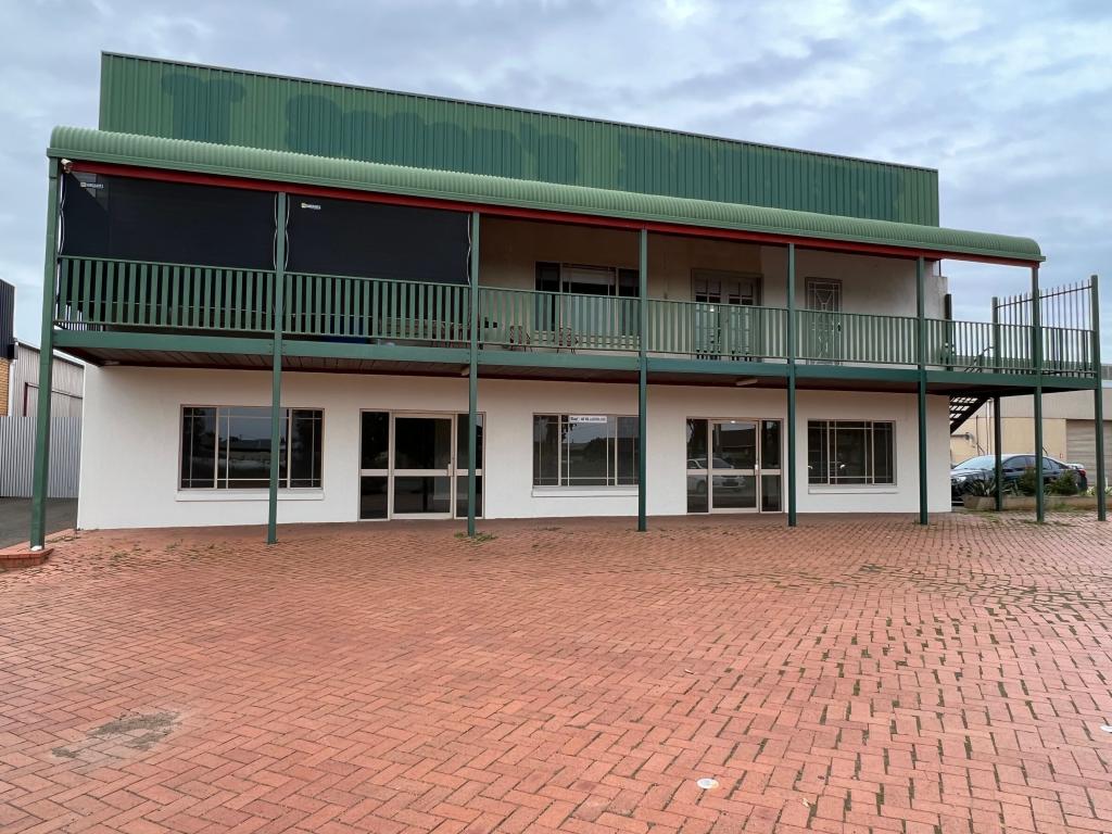 OFFICES/46 WILLANDRA AVE, GRIFFITH, NSW 2680