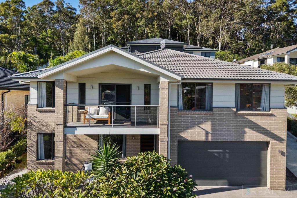 27 Silky Oak Dr, Caves Beach, NSW 2281