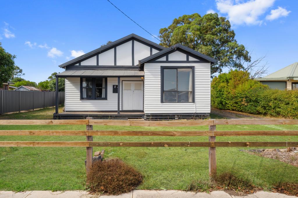 14 Sutherland St, Broadford, VIC 3658