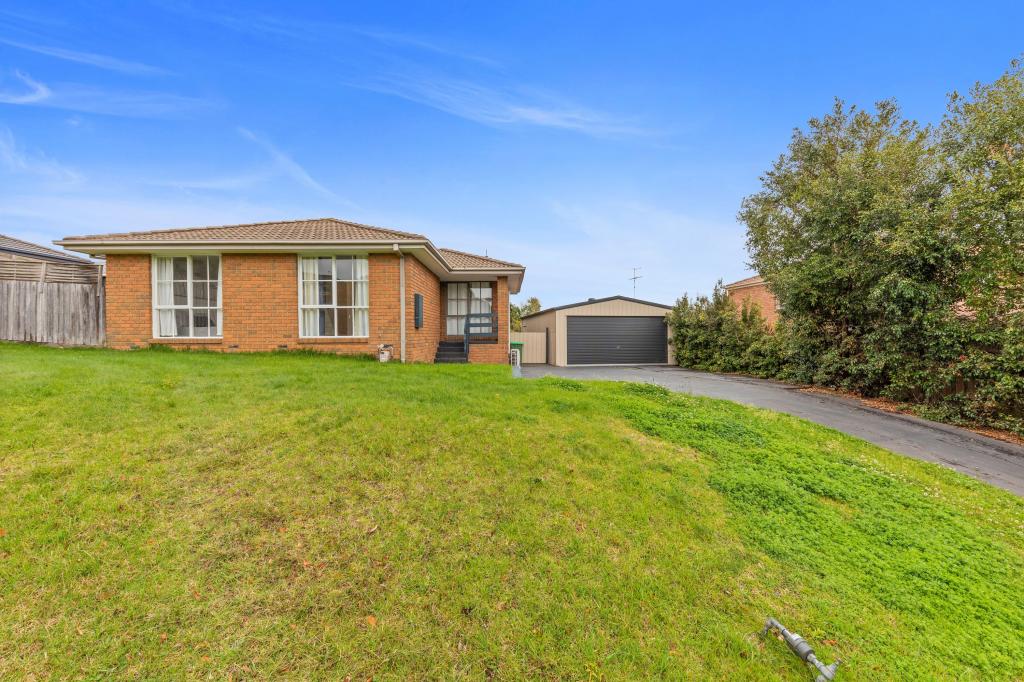 14 Nathan Ct, Pakenham, VIC 3810