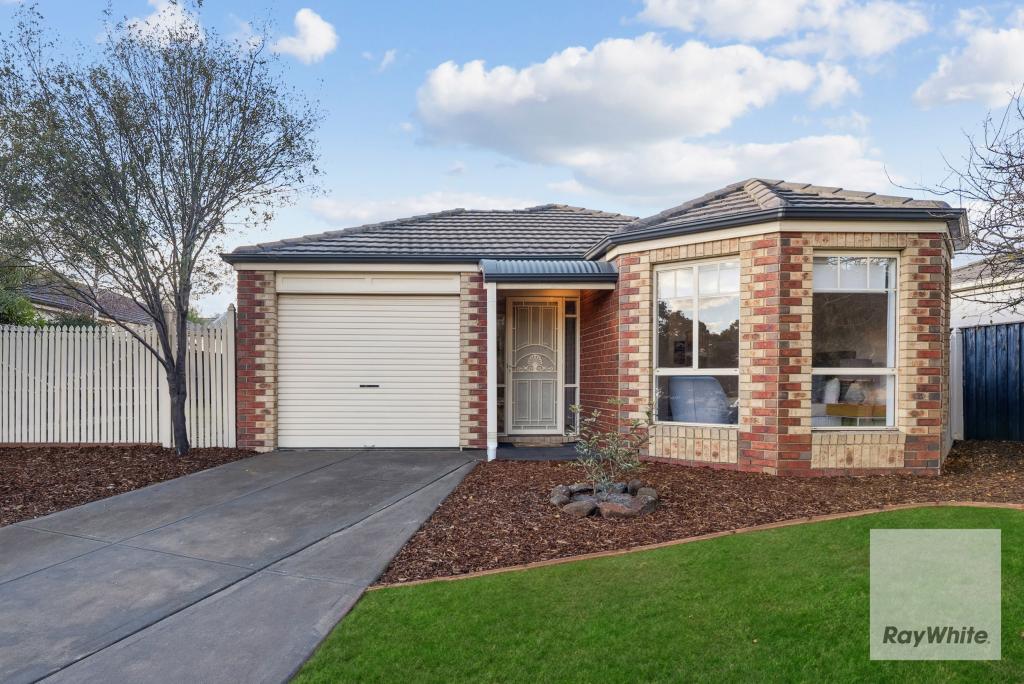 4 SHEARER CL, SYDENHAM, VIC 3037