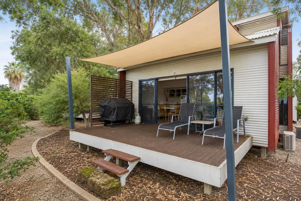 2/7 Panorama Dr, Preston Beach, WA 6215