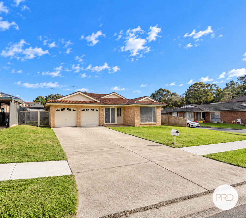 10 BUNGONIA ST, PRESTONS, NSW 2170