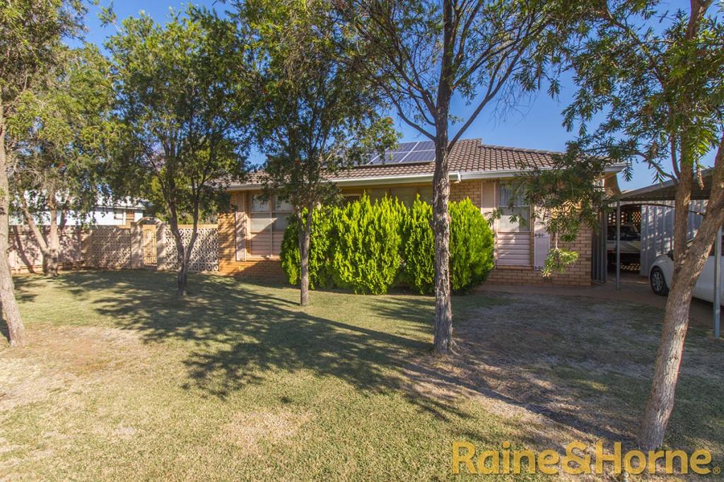 122 Minore St, Narromine, NSW 2821