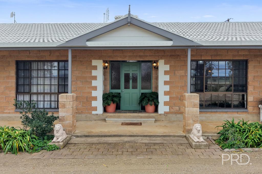 1547 OXLEY HWY, CARROLL, NSW 2340
