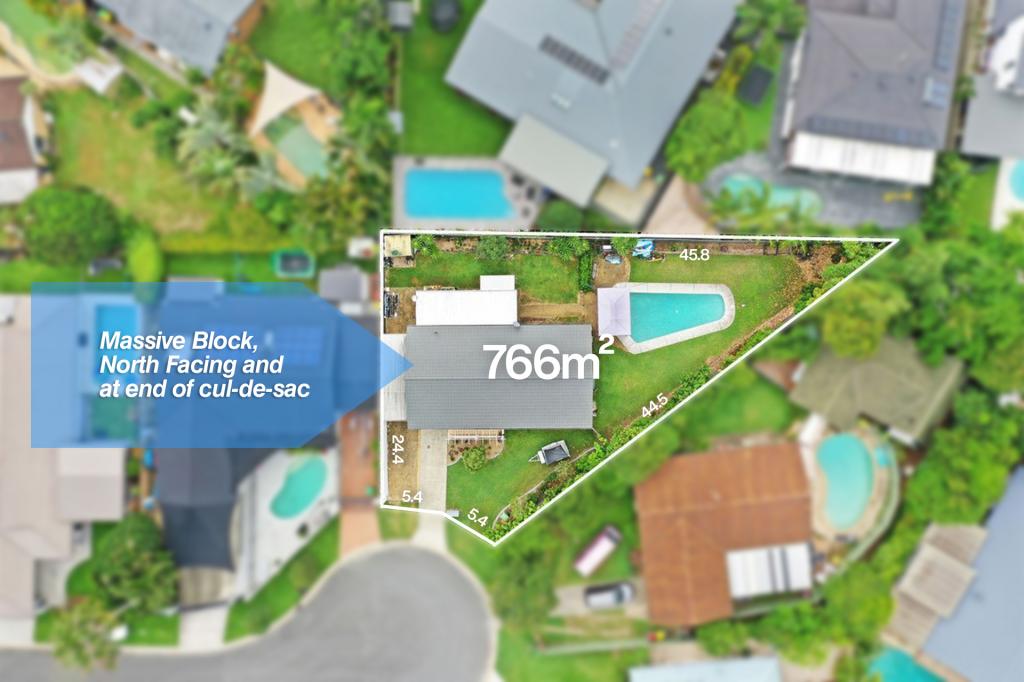 16 PITTA PL, BURLEIGH WATERS, QLD 4220
