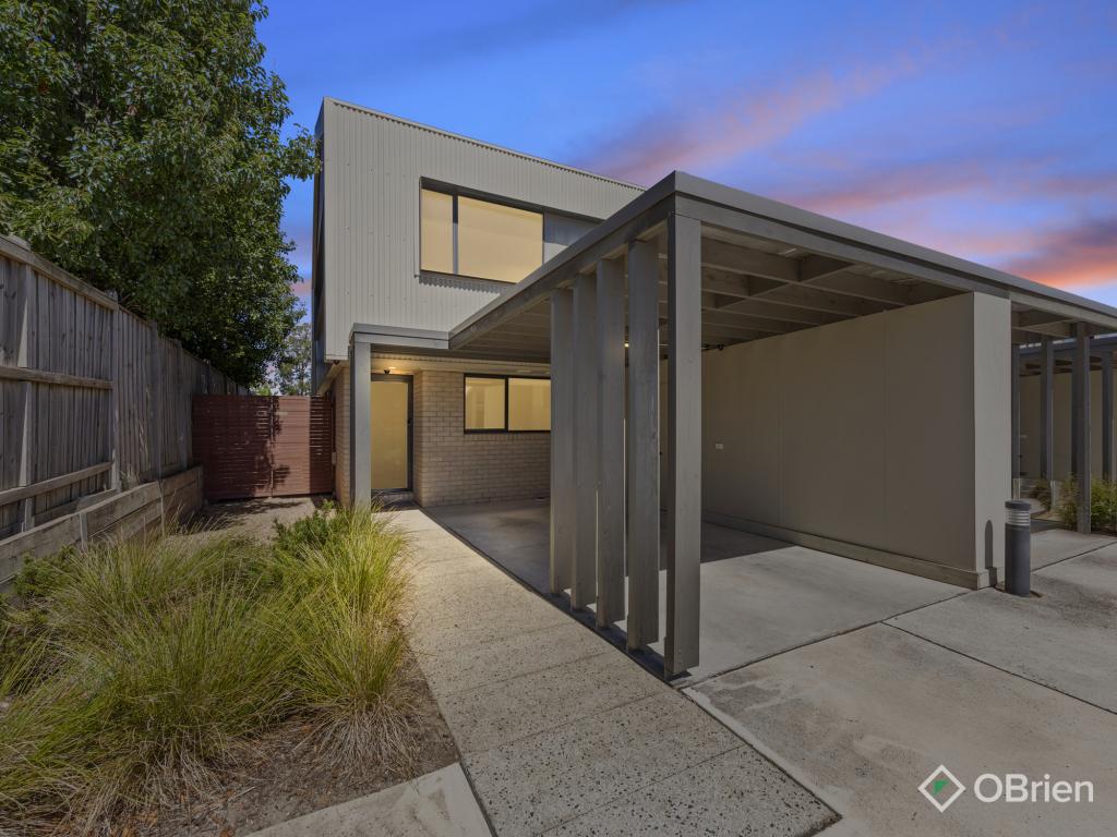 12 Modena Pl, Cranbourne West, VIC 3977