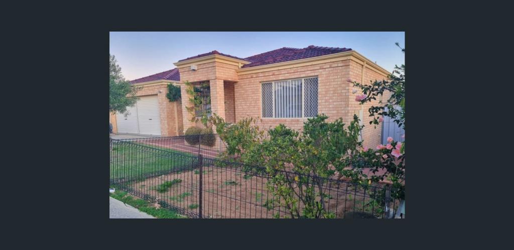 101 Healy Rd, Hamilton Hill, WA 6163