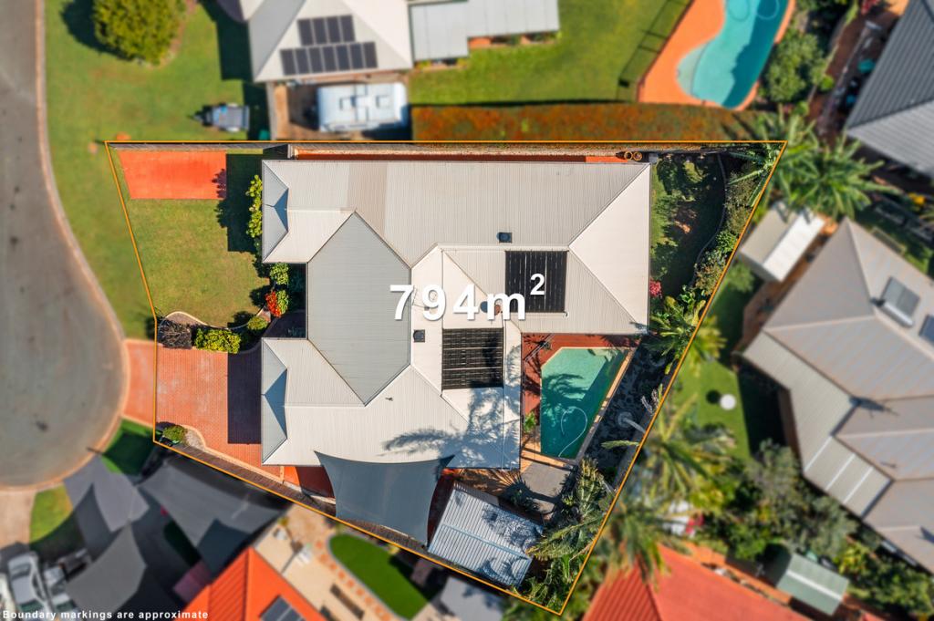 12 Lomond Pl, Victoria Point, QLD 4165